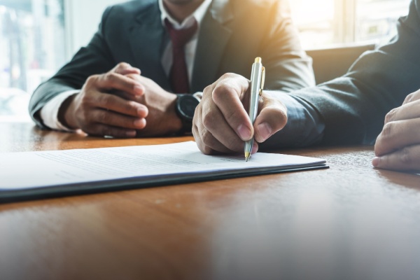 Shutterstock_contratsecurisationprofessionnelle