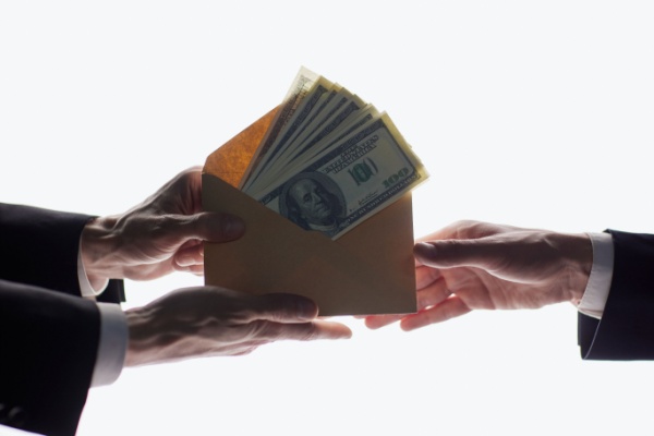 Shutterstock_salaireremunerationmontant
