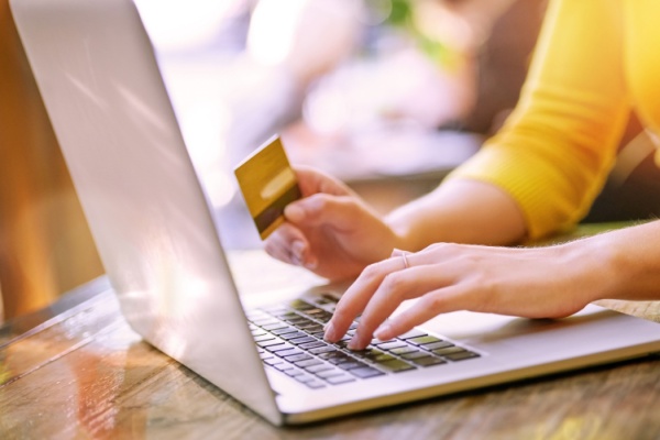Shutterstock_paiementdemarterialiseimpots